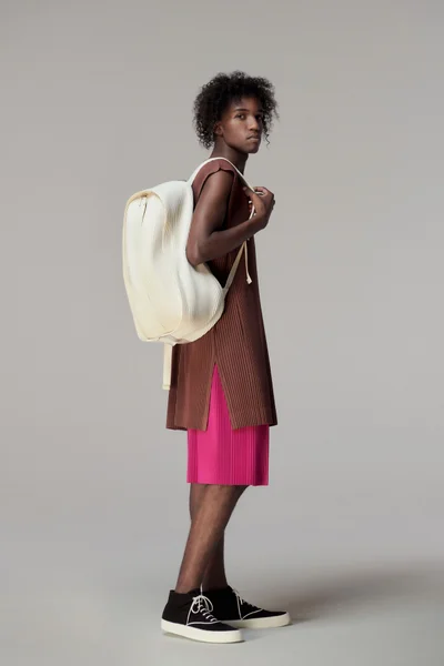 Look 7